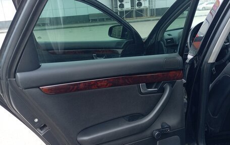 Audi A4, 2004 год, 550 000 рублей, 11 фотография