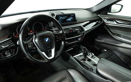 BMW 5 серия, 2017 год, 1 849 585 рублей, 11 фотография