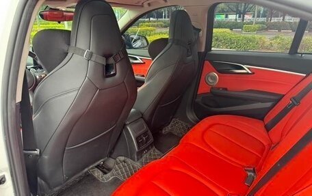 BMW 1 серия, 2023 год, 1 680 000 рублей, 7 фотография