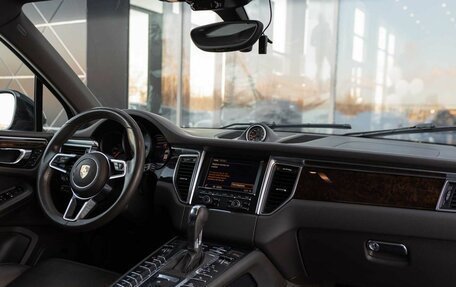 Porsche Macan I рестайлинг, 2015 год, 2 900 000 рублей, 10 фотография