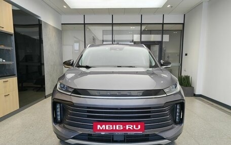 CheryExeed TXL, 2023 год, 2 490 000 рублей, 3 фотография
