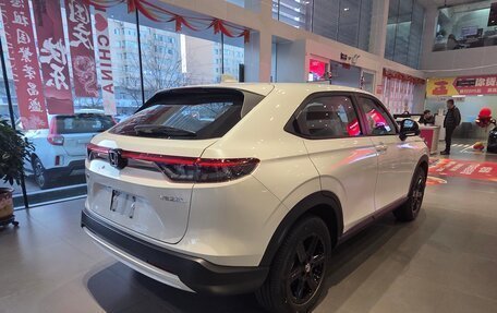 Honda Vezel, 2025 год, 2 300 000 рублей, 3 фотография