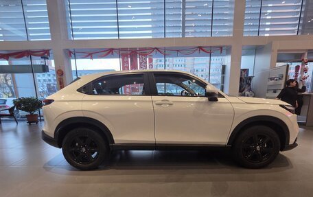 Honda Vezel, 2025 год, 2 300 000 рублей, 4 фотография