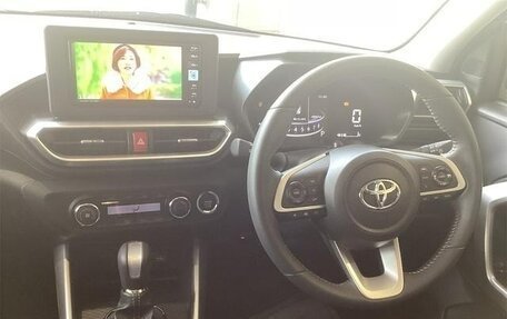 Toyota Raize I, 2023 год, 1 309 000 рублей, 7 фотография