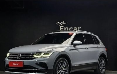 Volkswagen Tiguan II, 2023 год, 3 130 000 рублей, 1 фотография