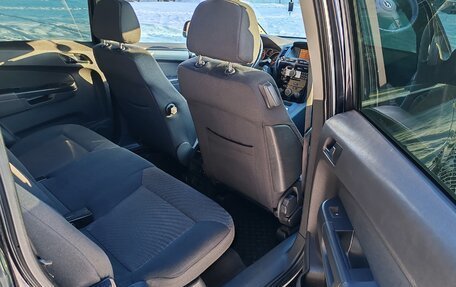 Opel Zafira B, 2011 год, 750 000 рублей, 21 фотография