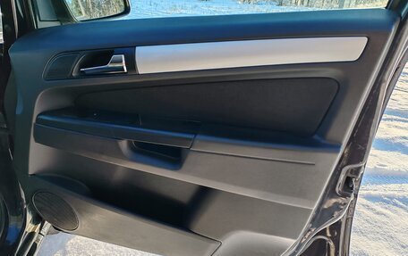 Opel Zafira B, 2011 год, 750 000 рублей, 25 фотография