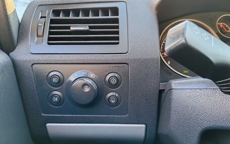 Opel Zafira B, 2011 год, 750 000 рублей, 34 фотография