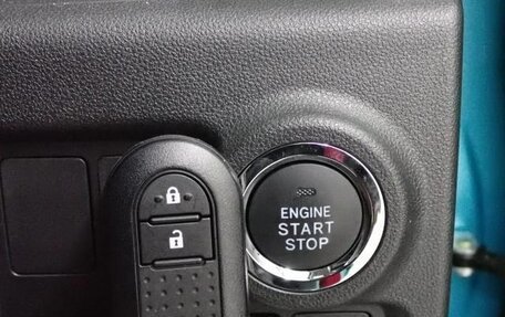 Toyota Passo III, 2023 год, 934 000 рублей, 5 фотография