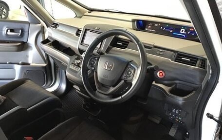 Honda Freed II, 2019 год, 1 346 500 рублей, 13 фотография