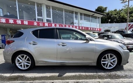 Lexus CT I рестайлинг, 2022 год, 2 700 000 рублей, 2 фотография