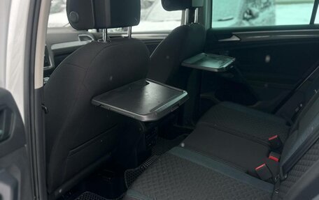 Volkswagen Tiguan II, 2020 год, 2 850 000 рублей, 18 фотография