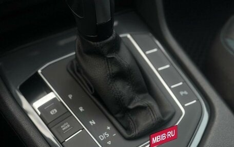 Volkswagen Tiguan II, 2020 год, 2 850 000 рублей, 16 фотография