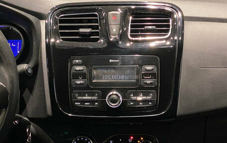 Renault Sandero II рестайлинг, 2017 год, 920 000 рублей, 10 фотография