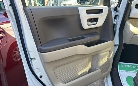 Honda N-BOX II, 2018 год, 907 000 рублей, 10 фотография