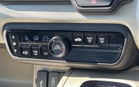 Honda N-BOX II, 2018 год, 907 000 рублей, 28 фотография