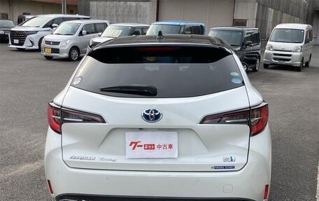 Toyota Corolla, 2022 год, 1 669 000 рублей, 6 фотография