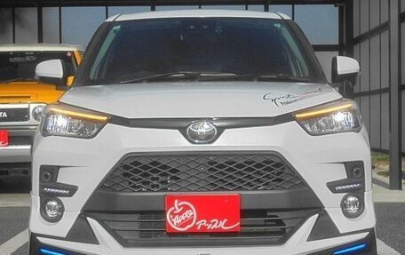 Toyota Raize I, 2022 год, 1 354 000 рублей, 5 фотография