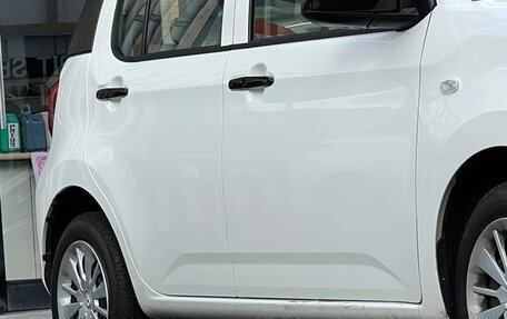 Toyota Passo III, 2021 год, 813 000 рублей, 7 фотография