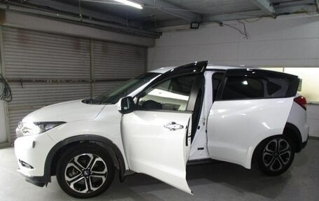 Honda Vezel, 2016 год, 1 534 000 рублей, 6 фотография