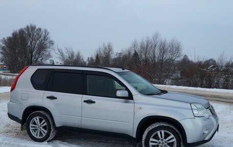 Nissan X-Trail, 2011 год, 750 000 рублей, 2 фотография