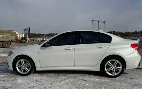 BMW 1 серия, 2022 год, 1 950 000 рублей, 7 фотография