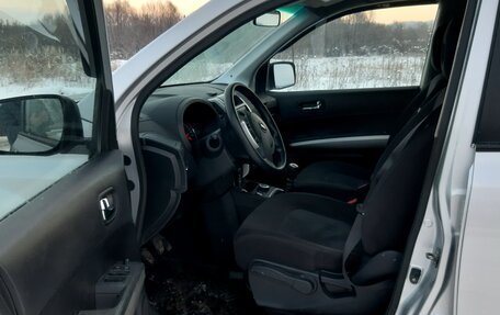 Nissan X-Trail, 2011 год, 750 000 рублей, 5 фотография