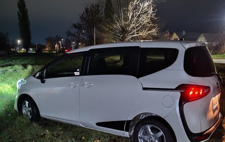 Toyota Sienta II, 2019 год, 1 700 000 рублей, 3 фотография