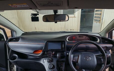 Toyota Sienta II, 2019 год, 1 700 000 рублей, 10 фотография