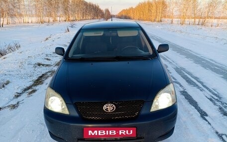 Toyota Corolla, 2004 год, 590 000 рублей, 2 фотография