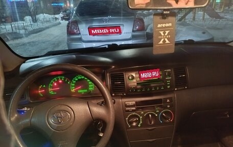 Toyota Corolla, 2004 год, 590 000 рублей, 7 фотография