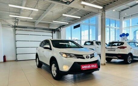 Toyota RAV4, 2014 год, 2 079 000 рублей, 8 фотография