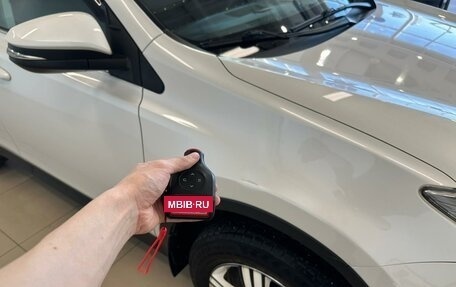 Toyota RAV4, 2014 год, 2 079 000 рублей, 28 фотография