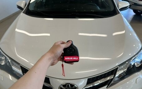 Toyota RAV4, 2014 год, 2 079 000 рублей, 29 фотография