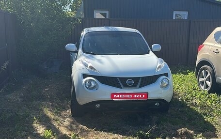 Nissan Juke II, 2013 год, 900 000 рублей, 1 фотография