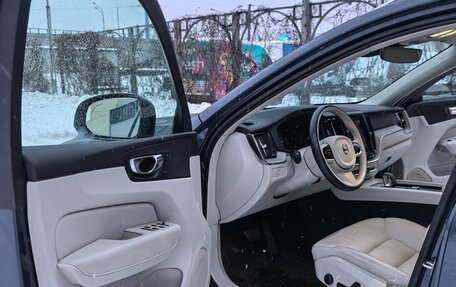 Volvo XC60 II, 2022 год, 5 600 000 рублей, 8 фотография