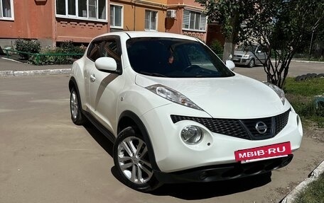 Nissan Juke II, 2013 год, 900 000 рублей, 8 фотография