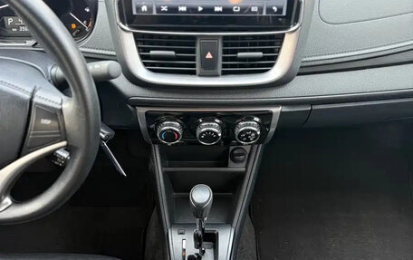 Toyota Yaris XP150 рестайлинг, 2022 год, 1 150 998 рублей, 14 фотография