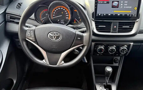 Toyota Yaris XP150 рестайлинг, 2022 год, 1 150 998 рублей, 12 фотография