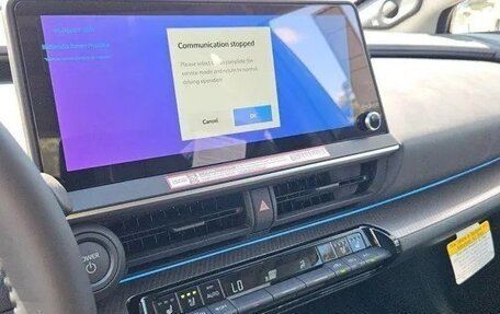 Toyota Prius IV XW50, 2025 год, 4 458 000 рублей, 12 фотография