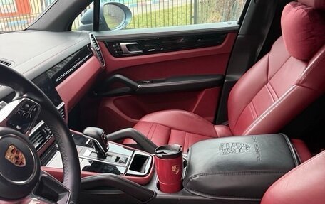 Porsche Cayenne III, 2019 год, 6 000 000 рублей, 9 фотография