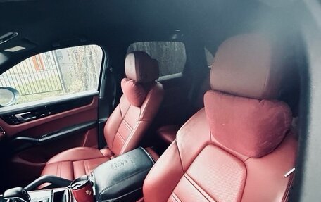 Porsche Cayenne III, 2019 год, 6 000 000 рублей, 10 фотография