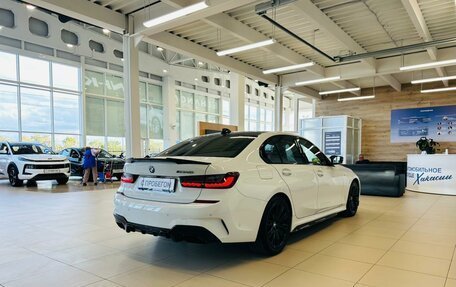 BMW 3 серия, 2021 год, 4 899 900 рублей, 6 фотография