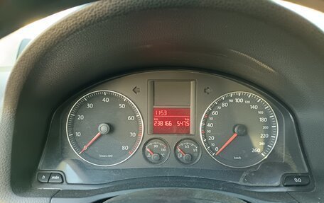 Volkswagen Jetta VI, 2006 год, 450 000 рублей, 12 фотография