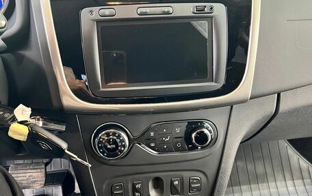 Renault Sandero II рестайлинг, 2018 год, 1 040 000 рублей, 9 фотография