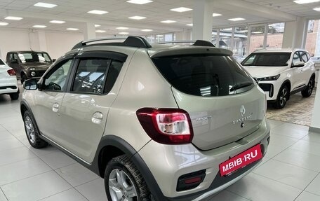 Renault Sandero II рестайлинг, 2018 год, 1 040 000 рублей, 5 фотография