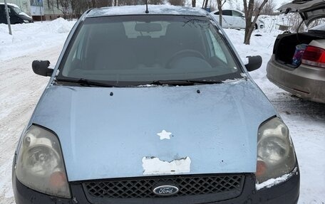 Ford Fiesta, 2006 год, 240 000 рублей, 1 фотография