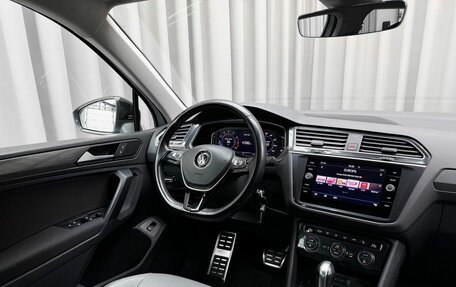 Volkswagen Tiguan II, 2019 год, 2 699 000 рублей, 7 фотография