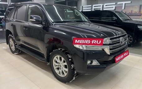 Toyota Land Cruiser 200, 2015 год, 5 600 000 рублей, 3 фотография