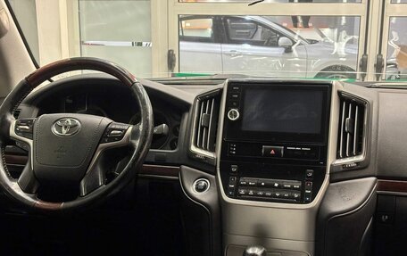 Toyota Land Cruiser 200, 2015 год, 5 600 000 рублей, 8 фотография